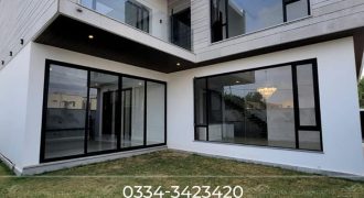 500 Sq. Yards Architect Designed Corner Bungalow For Sale