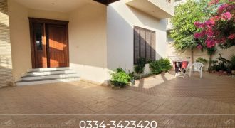 500 Sq. Yds. Excellently Maintained Two Unit House For Sale