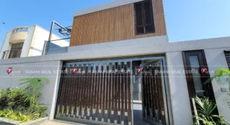 500 Sq. Yds. Architect Designed House For Sale At Khayaban-E-Qasim, DHA Phase 8